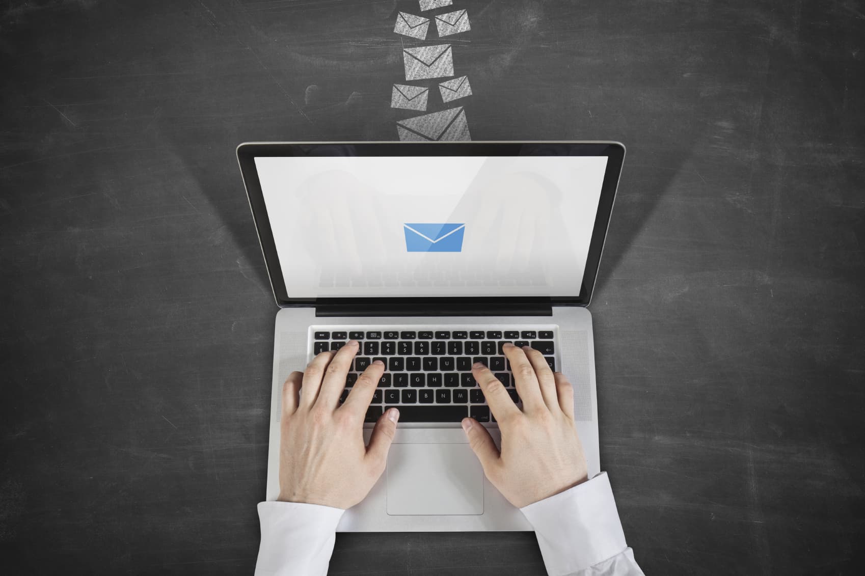 phần mềm gửi email marketing