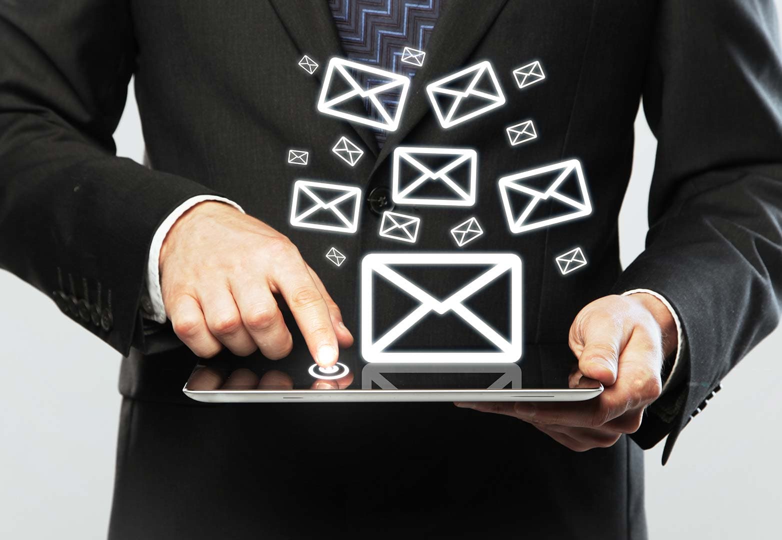 viet tieu de email hap dan